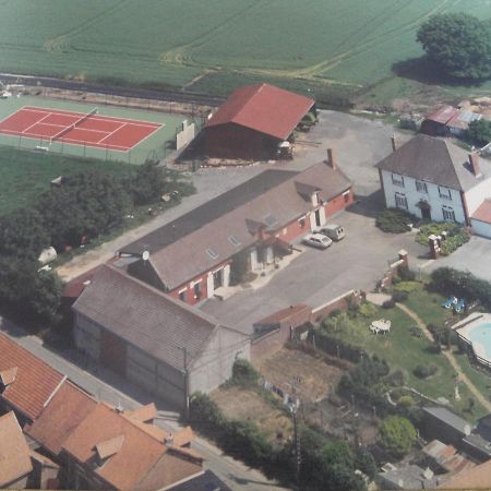 Ferme Du Vieux Puits Bed & Breakfast Bony Bagian luar foto