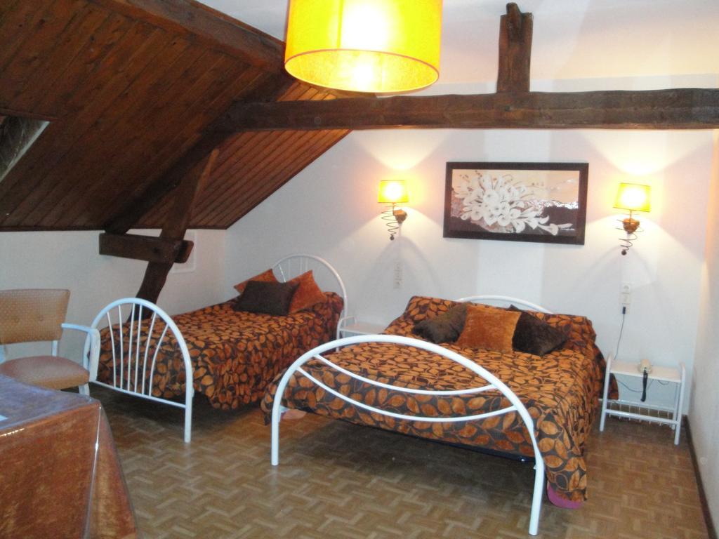 Ferme Du Vieux Puits Bed & Breakfast Bony Ruang foto